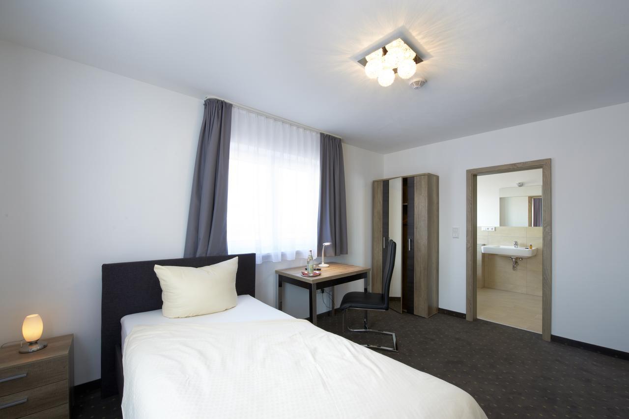 Hotel New In Gaimersheim 외부 사진